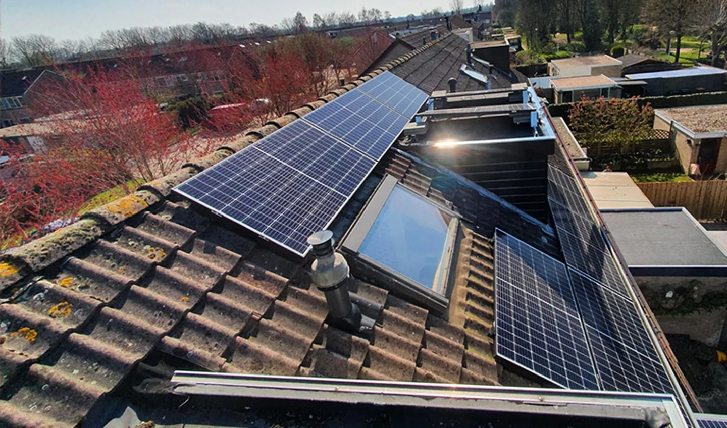 Zelf zonnepanelen plaatsen
